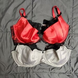 42H Cacique Seriously Sexy Bras